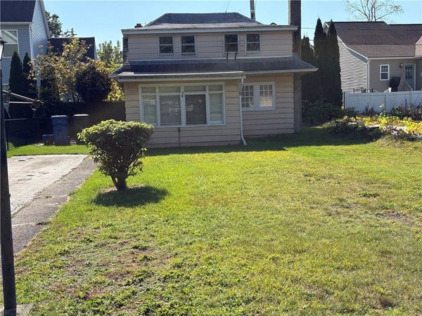 47 Oak Hill Vw , Rochester, NY 14611