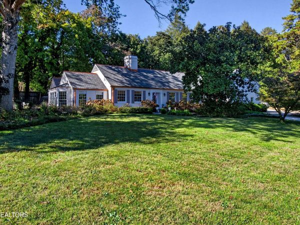4265 Holloway Drive, Knoxville, TN 37919