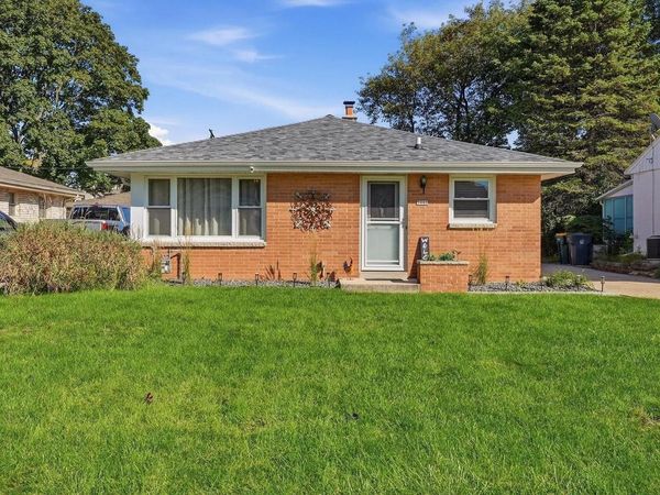 5446 S 113th STREET, Hales Corners, WI 53130