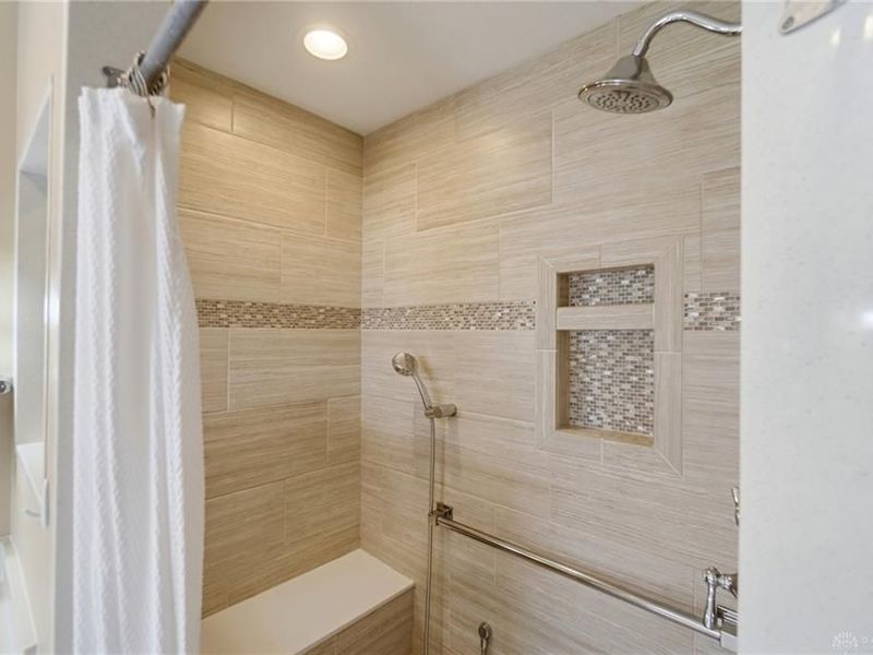 9887 Arn Drive, Washington Township, OH 45458 Photo 48