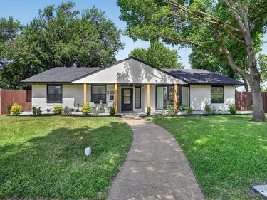 3883 Antigua Circle, Dallas, TX 75244