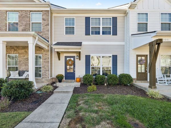 2539 Napa Valley Way , Columbia, TN 38401
