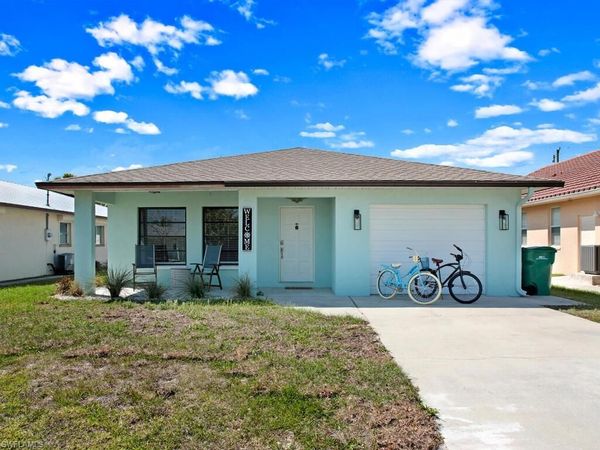 774 99th AVE N, NAPLES, FL 34108