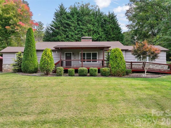 21 Fairlane Lane, Waynesville, NC 28786