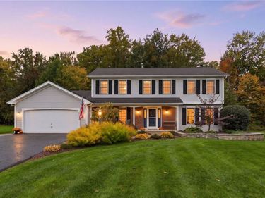 1073 Wickerton Lane , Webster, NY 14580