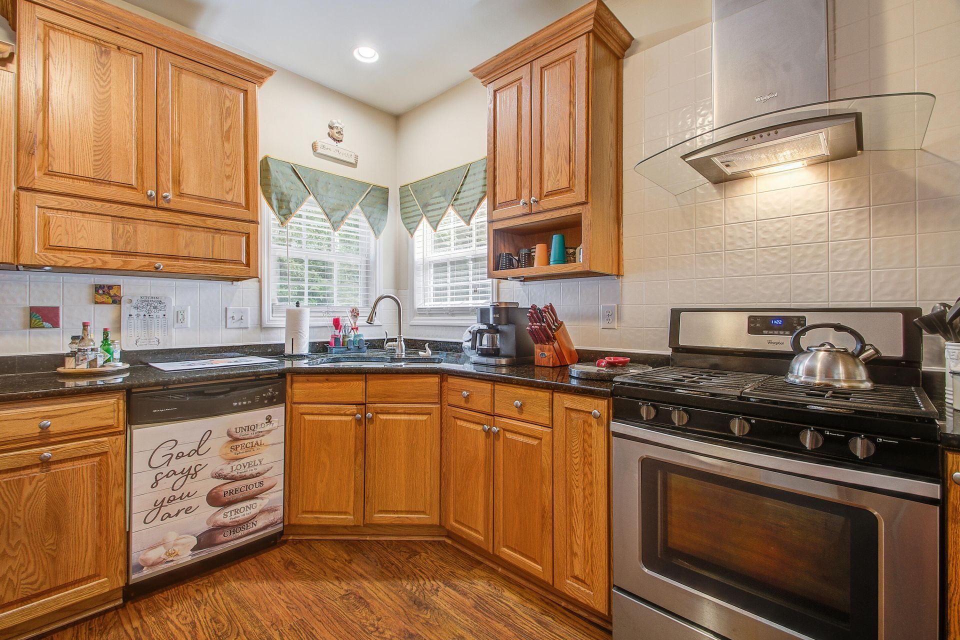 109 Resinwood Road Photo 11
