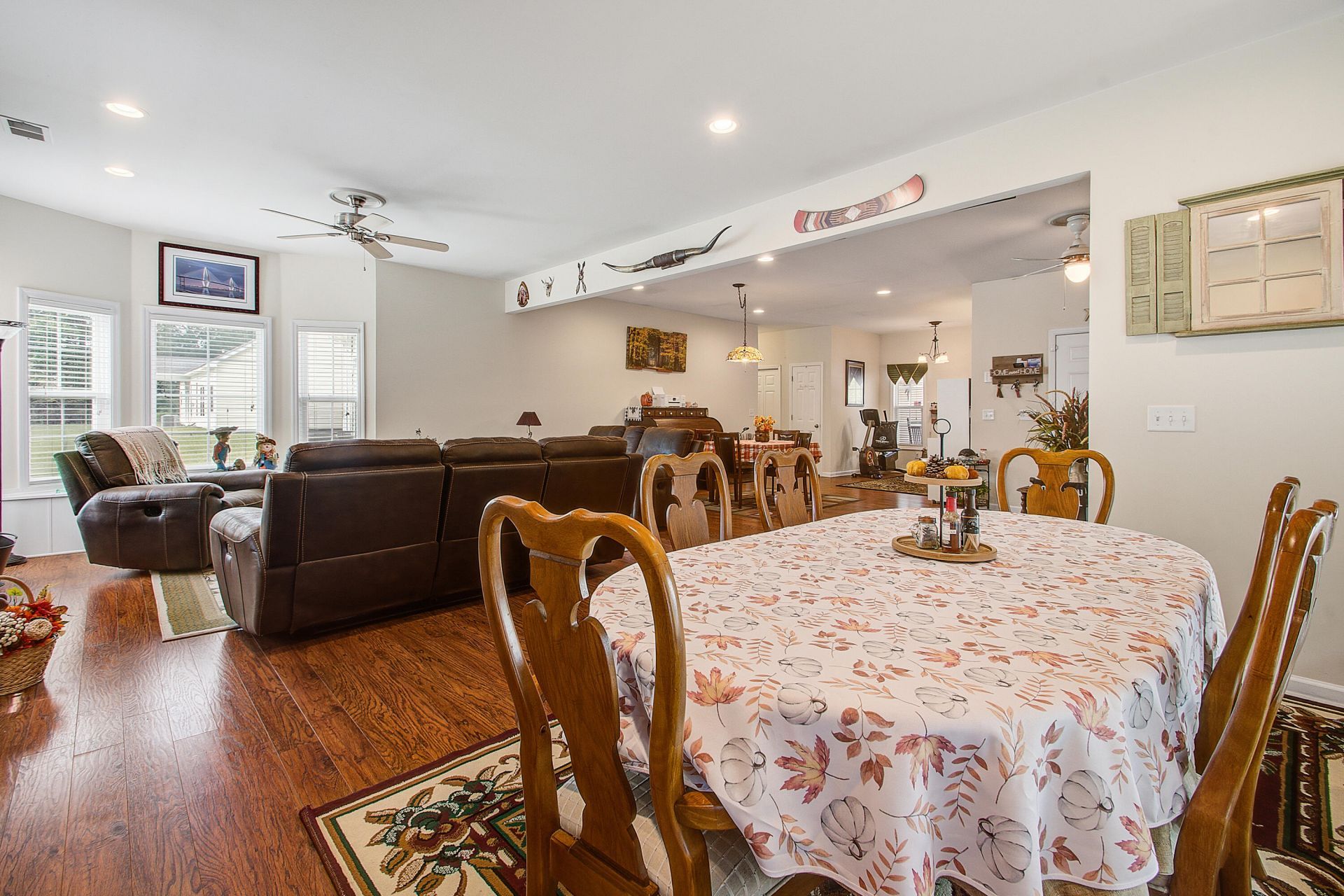 109 Resinwood Road Photo 18