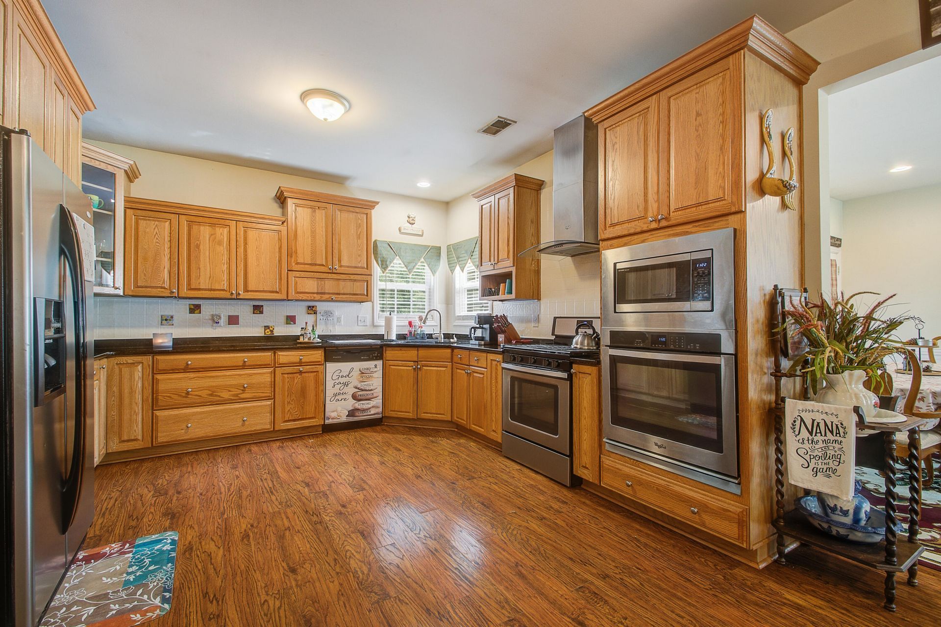 109 Resinwood Road Photo 9