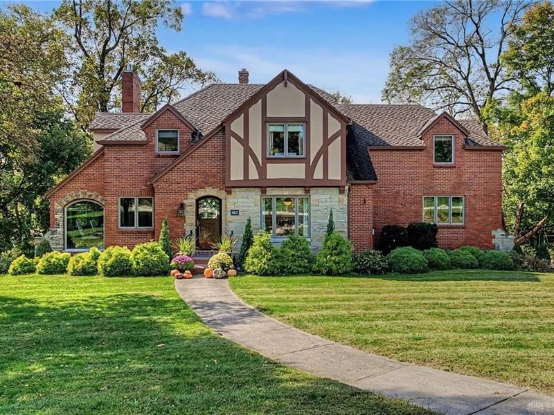 860 Greenhouse Drive, Kettering, OH 45419 Photo 2