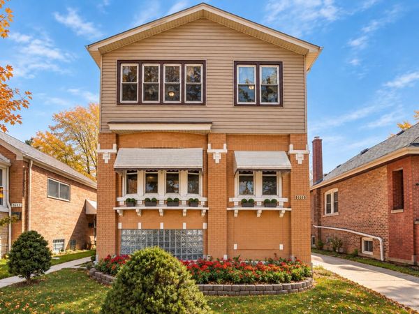 1615 Wenonah Avenue , Berwyn, IL 60402