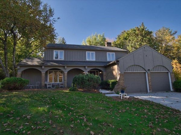 14 Mt Rainier Lane, Madison, WI 53705
