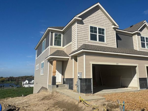 229 Huntington Drive, Waconia, MN 55387