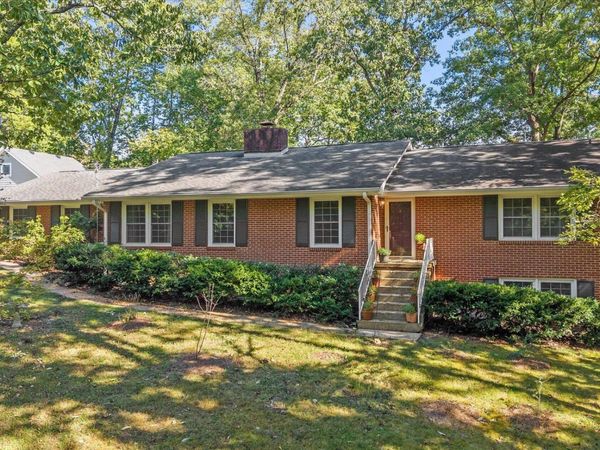 1056 Whippoorwill Drive, Signal Mountain, TN 37377