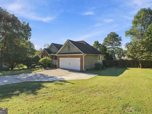 2015 Harfield Court, Bethlehem, GA 30620
