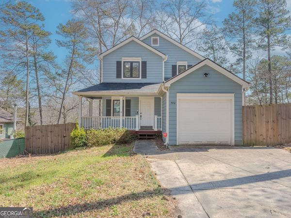 580 LAKE Drive, Snellville, GA 30039