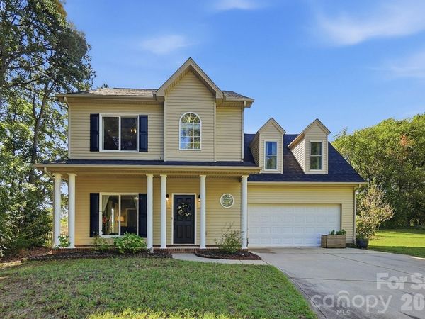 2822 Carriage Crossing Drive , Matthews, NC 28105