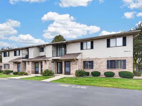 3936 81st St, Unit 3A, Kenosha, WI 53142