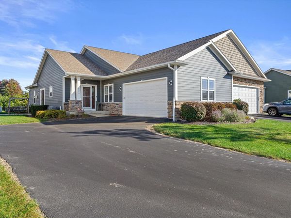 6666 105th St, Pleasant Prairie, WI 53158
