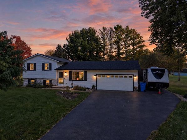 6270 Mary Ida Drive, Deforest, WI 53532