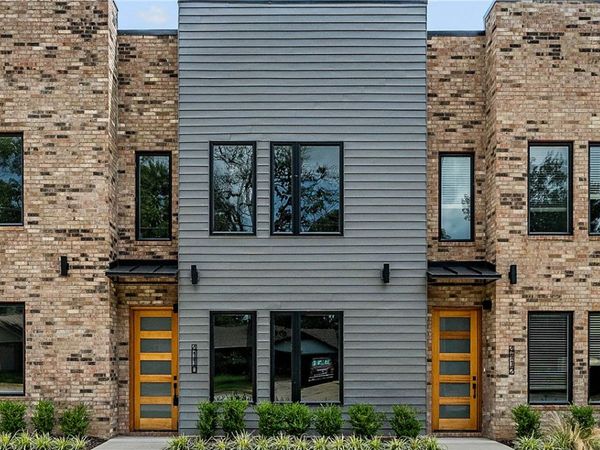 4110 W Olive Street , Rogers, AR 72756