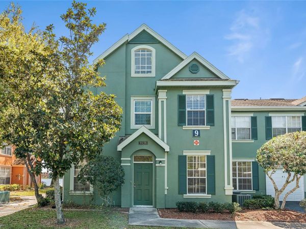 9158 LAKE CHASE ISLAND WAY , Unit 9158, TAMPA, FL 33626