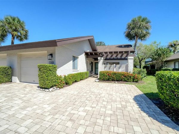 3182 WINDRUSH BOURNE , Unit 29, SARASOTA, FL 34235