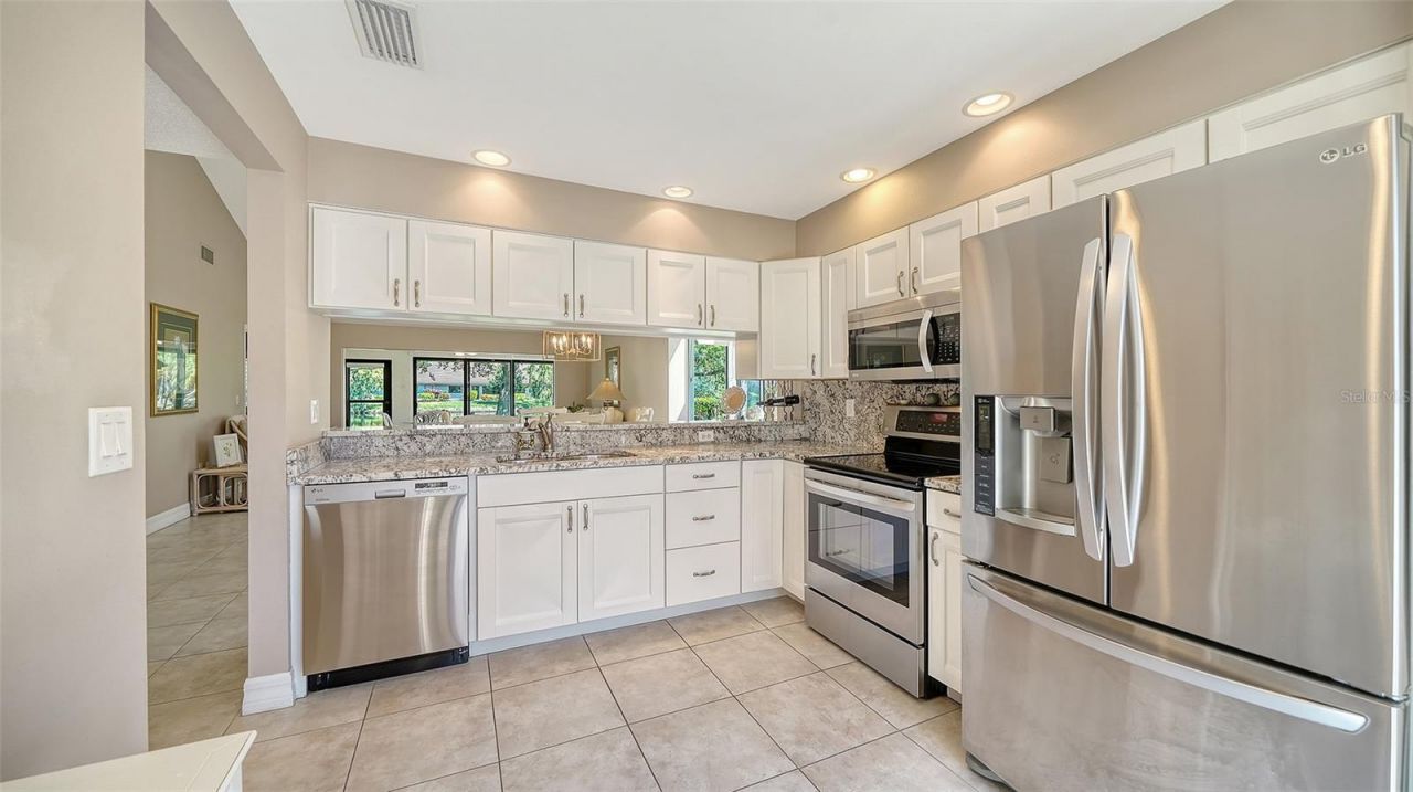 3182 Windrush Bourne , Unit 29, Sarasota, FL 34235 Photo