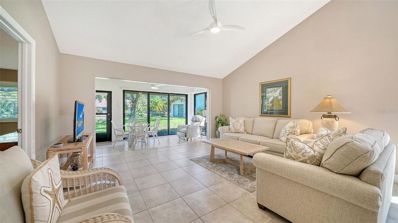 3182 Windrush Bourne , Unit 29, Sarasota, FL 34235 Photo