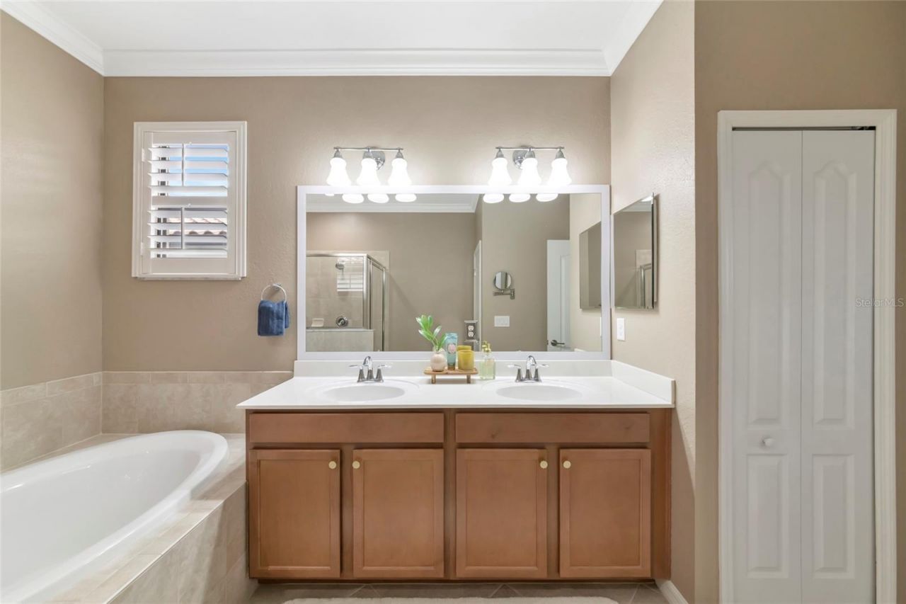 7027 Quiet Creek Drive, Bradenton, FL 34212 Photo