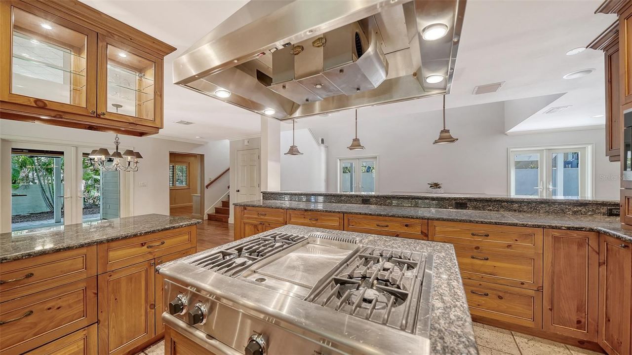 1695 Hyde Park Street, Sarasota, FL 34239 Photo