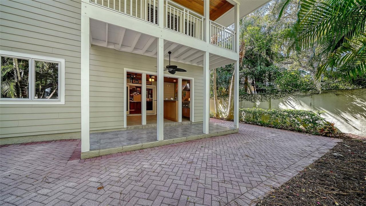 1695 Hyde Park Street, Sarasota, FL 34239 Photo