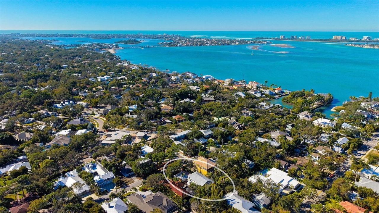 1695 Hyde Park Street, Sarasota, FL 34239 Photo