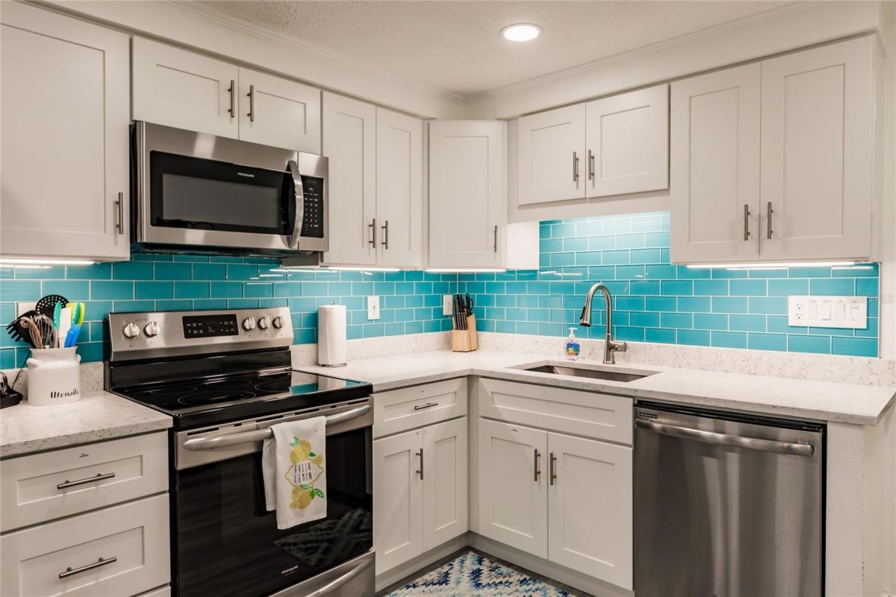 4418 100th Street W, Bradenton, FL 34210 Photo