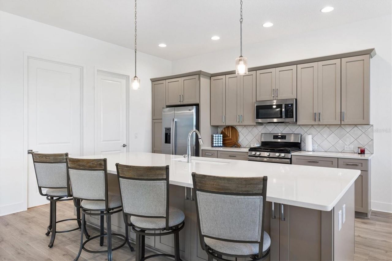 6356 Edenfield Run, The Villages, FL 34762 Photo