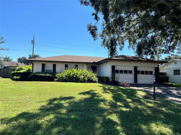 125 WHITTIER LANE , WINTER HAVEN, FL 33884