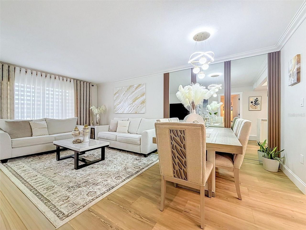 1520 Glen Oaks Drive E, Unit 244, Sarasota, FL 34232 Photo