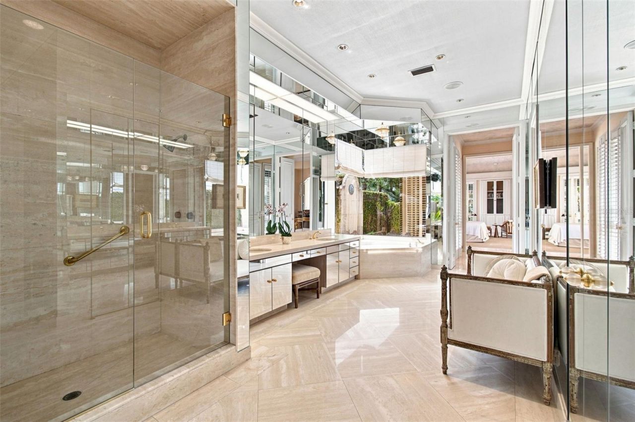 924 S Golf View Street, Tampa, FL 33629 Photo