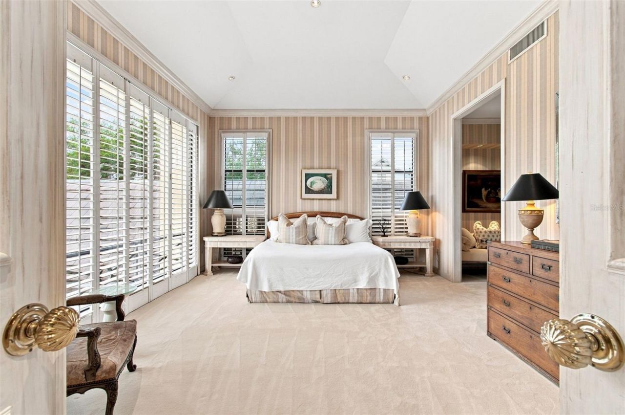 924 S Golf View Street, Tampa, FL 33629 Photo
