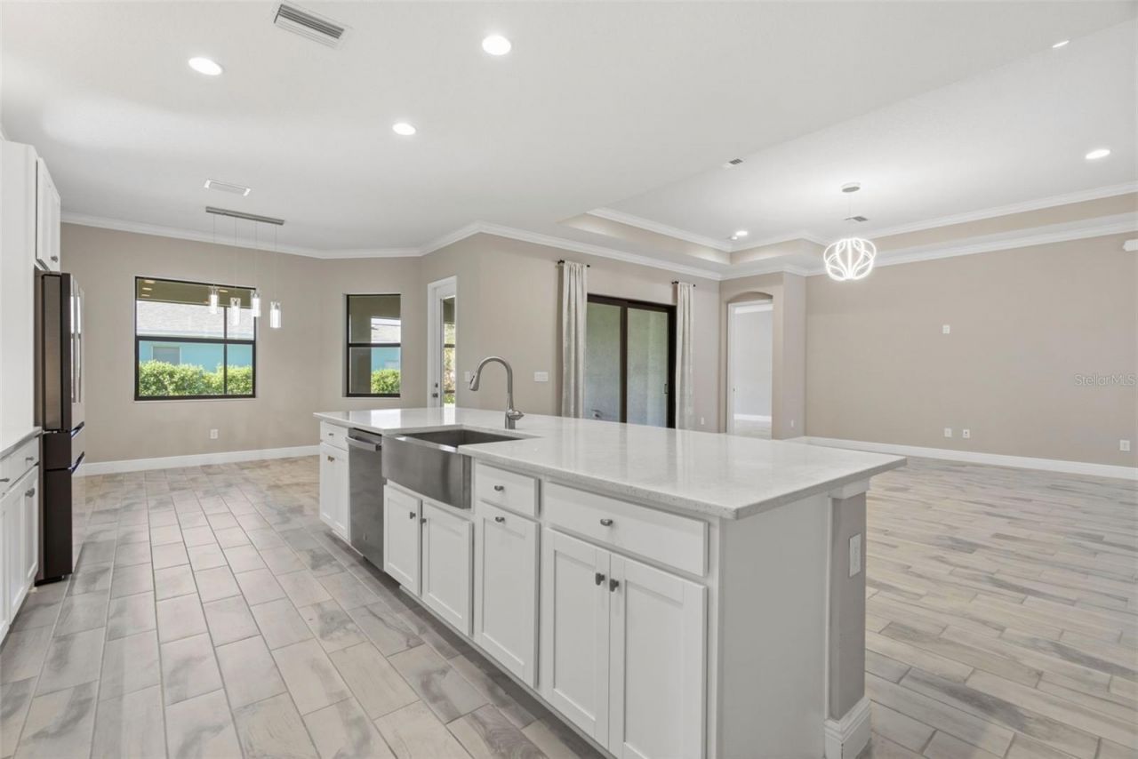 814 Tirano Way , Ruskin, FL 33573 Photo