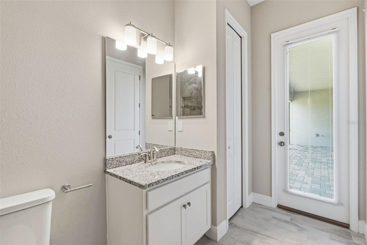 814 Tirano Way , Ruskin, FL 33573 Photo