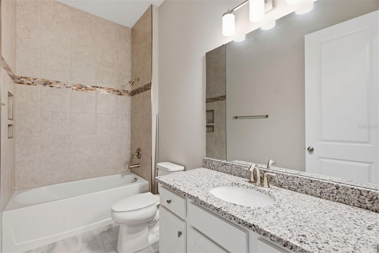 814 Tirano Way , Ruskin, FL 33573 Photo