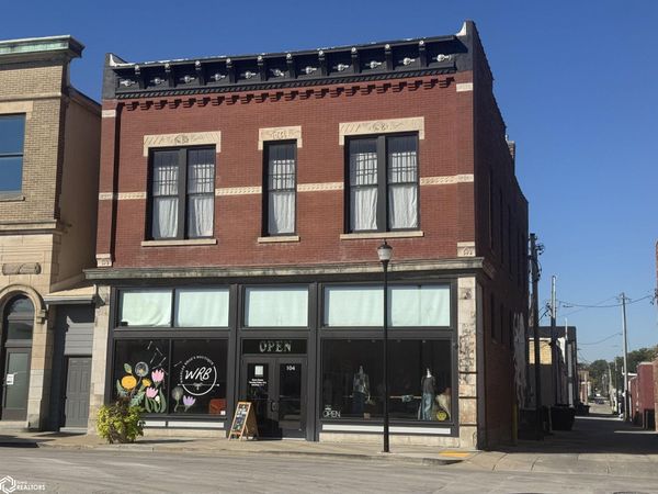 104 N Maple Street, Creston, IA 50801