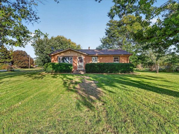 12605 N 2nd Street, ROSCOE, IL 61073