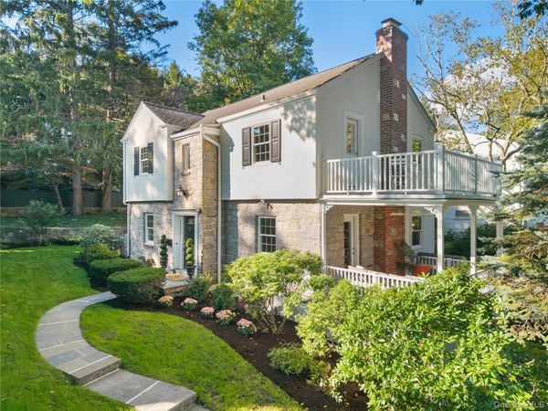 41 Thornbury Road, Scarsdale, NY 10583