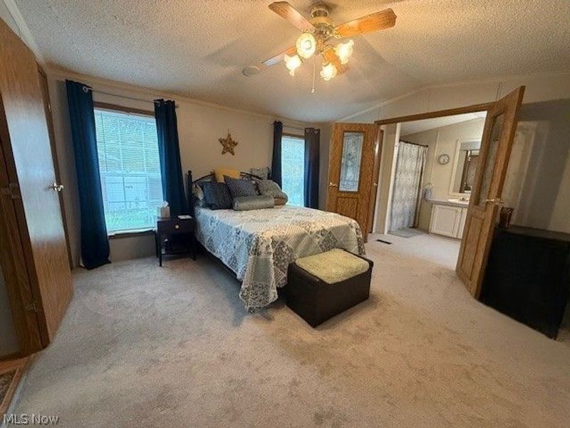 450 Whispering Pines Drive NW, Warren, OH 44481 Photo 10