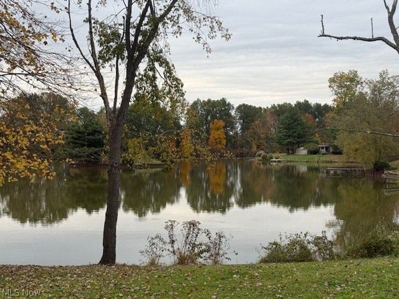 450 Whispering Pines Drive NW, Warren, OH 44481 Photo 17