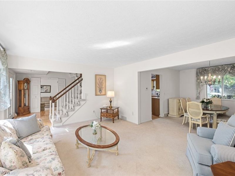 18204 Winchester Court, Strongsville, OH 44136 Photo 10