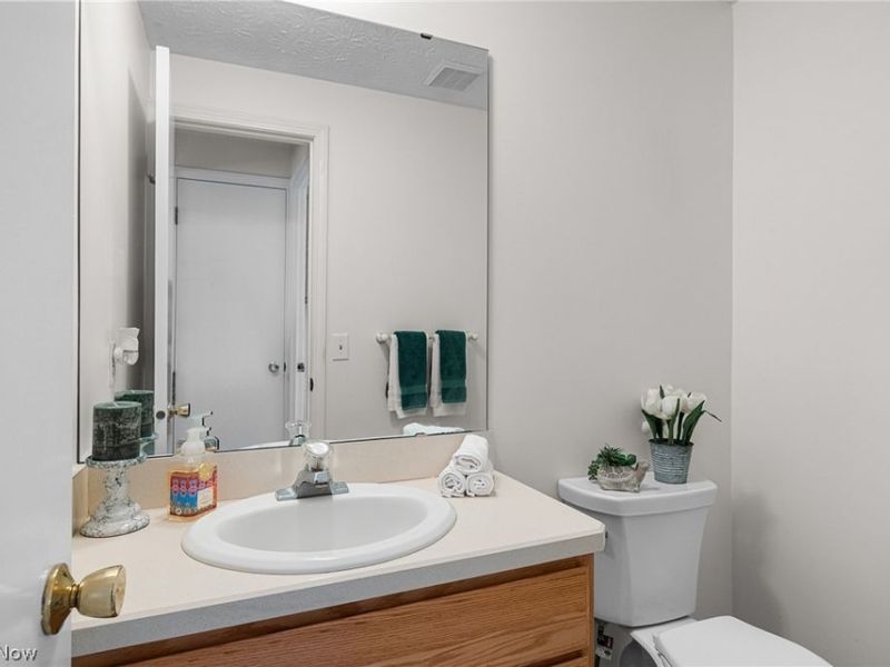 18204 Winchester Court, Strongsville, OH 44136 Photo 25
