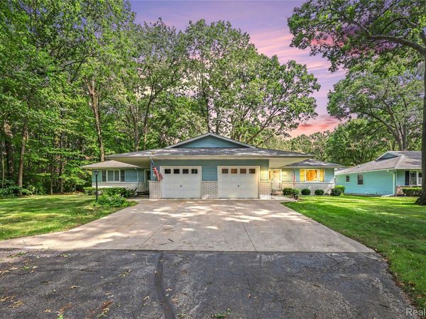 3965 Butternut Court , Port Huron, Mi 48060
