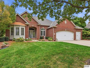 5002 N 192nd Avenue Circle, Elkhorn, NE 68022